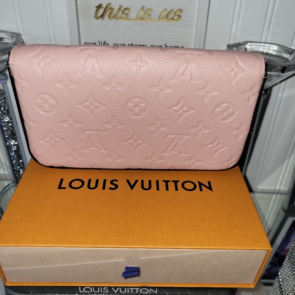 NWT 💯 Authentic Louis vuitton Felicie GM Rose Pink - Picture 5 of 13
